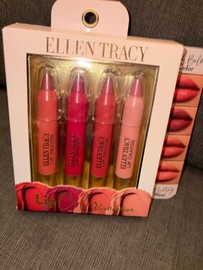Ellen Tracy Lip Crayon Set — Peach, Fuchsia, Coral & Blush